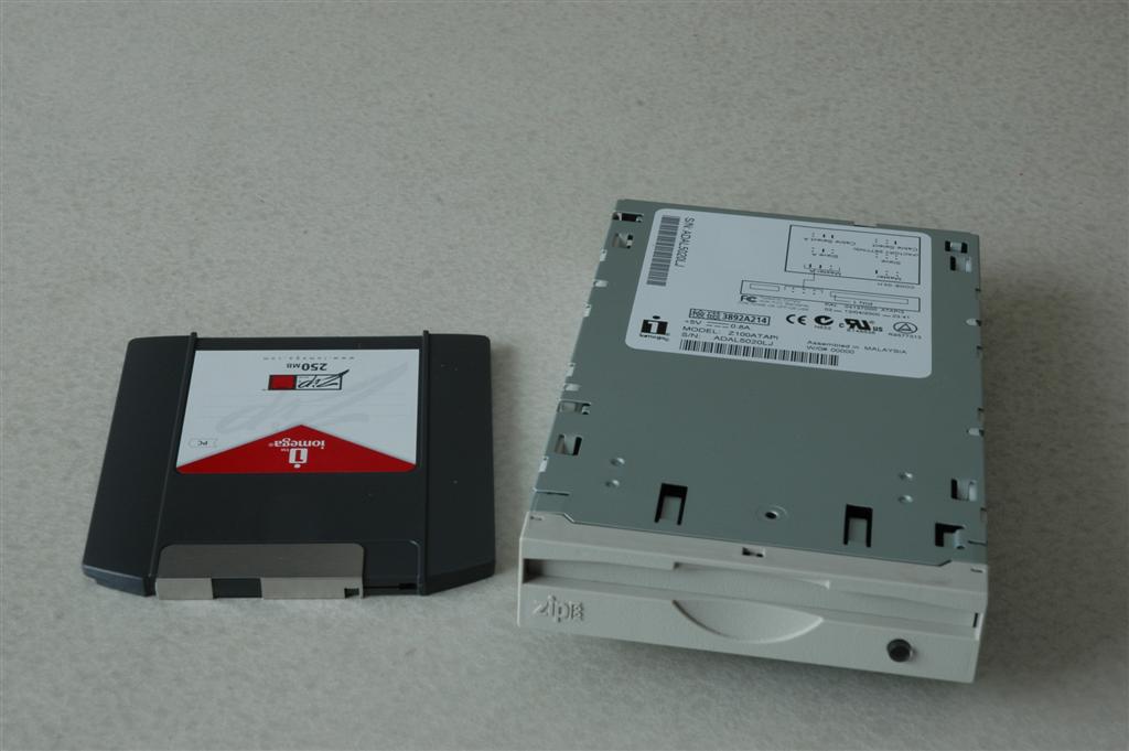 zip-drive met cassette